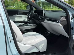 Cadillac IQ Sharp Song 2022 Rear-Wheel Drive Long Range Luxury - ფოტო 10