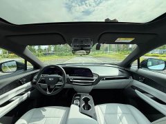 Cadillac IQ Sharp Song 2022 Rear-Wheel Drive Long Range Luxury - ფოტო 7