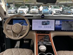 AITO M9 Extended Range Ultra 6-Seater - ფოტო 17