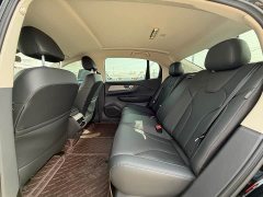 FAW Hongqi E-QM5 500km Travel Edition - ფოტო 8