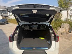 Volvo XC70 Plug-in Hybrid 2027 99th Anniversary Appreciation Edition RWD Core - ფოტო 14