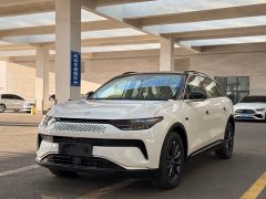Leapmotor C11 Extended Range 300 Smart Comfort Edition - ფოტო 1