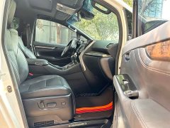Toyota Alphard 2021 Hybrid 2.5L Premium Edition - ფოტო 10