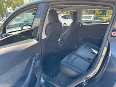 Tesla Model Y Rear-Wheel Drive - ფოტო 8