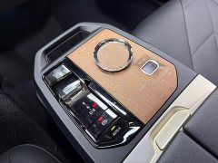 BMW iX xDrive40 - ფოტო 18