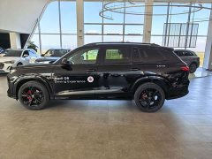 Audi Q6 45 TFSI quattro Black Warrior Edition Flying Rider Kit 6-seater - ფოტო 16