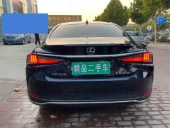 Lexus ES 200 Excellence Edition - ფოტო 4