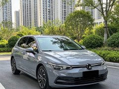 Volkswagen Golf 280TSI DSG Pro Launch Edition - ფოტო 3