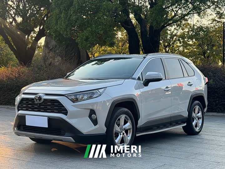 Toyota RAV4 2.0L CVT FWD Fashion Plus Edition - ავტომობილი ჩინეთიდან