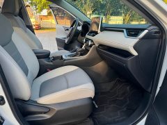 Toyota RAV4 2.0L CVT FWD Fashion Plus Edition - ფოტო 6