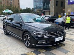 Volkswagen Magotan 2 Million Units Celebration Edition 330TSI DSG Luxury - ფოტო 3