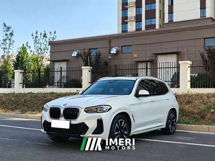 BMW iX3 sDrive40 Premier - ავტომობილი ჩინეთიდან