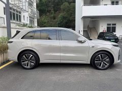Li Auto L6 Max - ფოტო 11