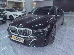 BMW 5 Series 530Li Premier M Sport Package - ფოტო 1