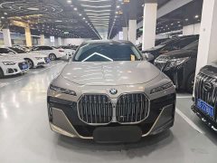 BMW 7 Series 2023 Facelift 740Li Luxury M Sport Package - ფოტო 2