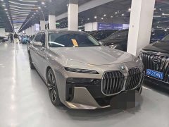 BMW 7 Series 2023 Facelift 740Li Luxury M Sport Package - ფოტო 3