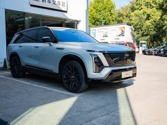 Cadillac Kaiweide Long Range All-Wheel Drive Pro - ფოტო 2