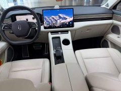 AITO M5 Extended Range AWD Performance - ფოტო 5
