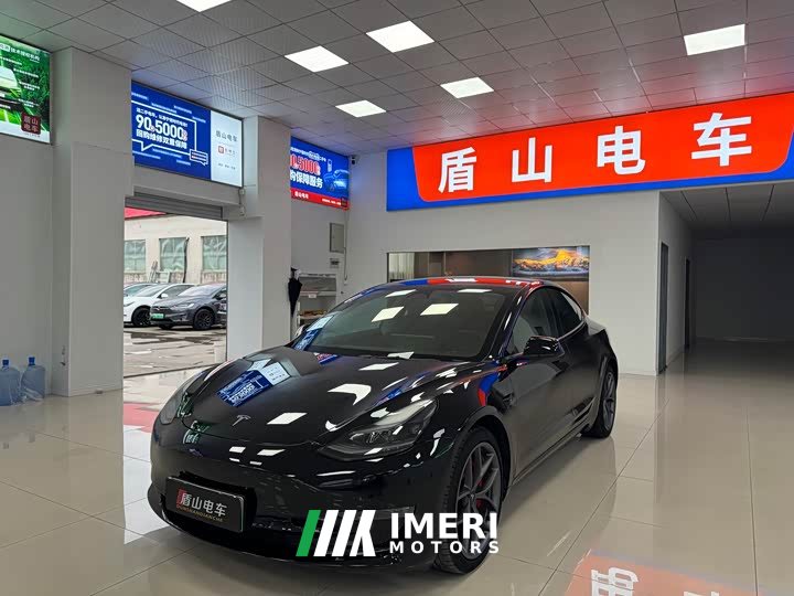Tesla Model 3 Performance All-Wheel Drive