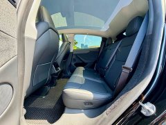 Tesla Model Y Long Range All-Wheel Drive - ფოტო 11