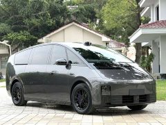 Li Auto Li Xiang MEGA Ultra - ფოტო 2