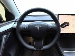 Tesla Model Y Rear-Wheel Drive - ფოტო 3