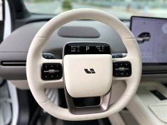 Li Auto i6 2025 Two-Wheel Drive Standard - ფოტო 10