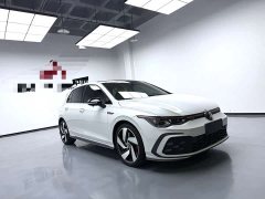 Volkswagen Golf GTI 380TSI DSG GTI - ფოტო 3