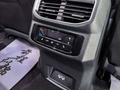 Volkswagen Teramont 2022 380TSI AWD Luxury Jiajing Pro 7-Seater - ფოტო 12