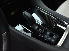 Toyota Vellfire Crown Hybrid 2.5L Premium Edition - ფოტო 14