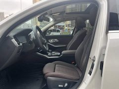 BMW 3 Series Facelift 320Li M Sport Package - ფოტო 13