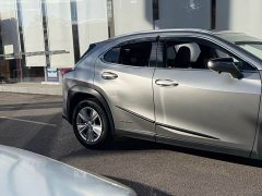 Lexus UX 2020 260h Explorer Fun Edition - ფოტო 3