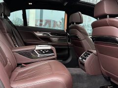 BMW 7 Series 730Li M Sport Package - ფოტო 8