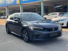 Honda Civic Hatchback 240 Turbo CVT Peak Edition - ფოტო 3