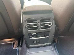 BMW 3 Series 325Li M Sport Night Edition Package - ფოტო 18