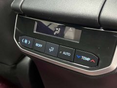 Toyota Crown Venza 2022 2.5L HEV AWD Premium - ფოტო 18