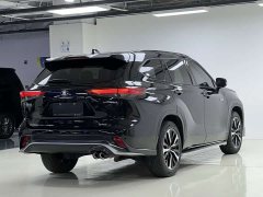 Toyota Crown Venza 2022 2.5L HEV AWD Premium - ფოტო 4