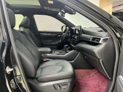 Toyota Crown Venza 2022 2.5L HEV AWD Premium - ფოტო 9