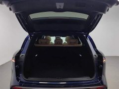 Voyah Lantu FREE Four-Wheel Drive Ultra-Long Range Extended-Range Version - ფოტო 16