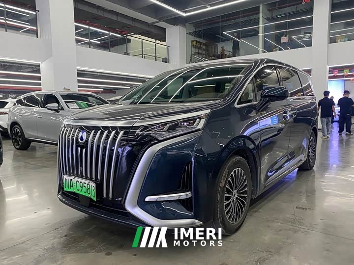 Denza D9 EV 600 AWD Flagship