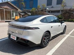 Dongfeng eπ007 Pure Electric 565 AWD Max Pilot Edition - ფოტო 12