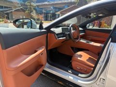 Dongfeng eπ007 Pure Electric 565 AWD Max Pilot Edition - ფოტო 6