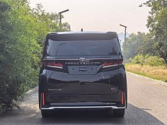 Toyota Vellfire Crown Hybrid 2.5L Premium Edition - ფოტო 16
