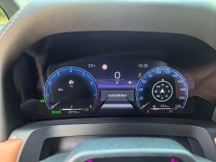 Toyota Vellfire Crown Hybrid 2.5L Premium Edition - ფოტო 6