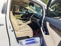 Toyota Alphard 2021 Hybrid 2.5L Premium Edition - ფოტო 16