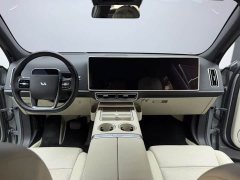 Li Auto L7 Pro - ფოტო 4