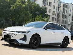 Changan UNI-V 1.5T Premium Sport - ფოტო 1