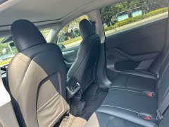 Tesla Model Y Rear-Wheel Drive - ფოტო 7