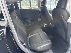 Tesla Model Y Rear-Wheel Drive - ფოტო 12