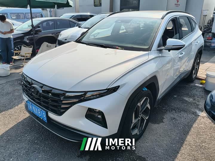 Hyundai Tucson L 1.5T Automatic Two-Wheel Drive LUX Premium Edition